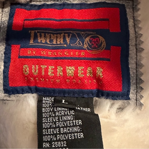 Vintaged Fur lining Jean Jacket by TwentyX Wrangler - Picture 5 of 5